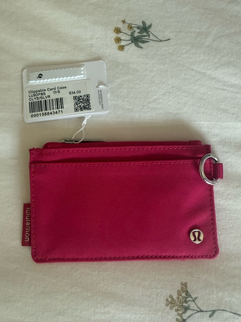 lululemon athletica Magenta Clippable Card Case
